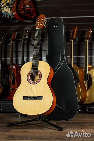 Классическая гитара Homage + Аксессуары