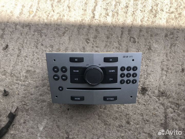 Магнитола opel astra H CD30 MP3 aux серая