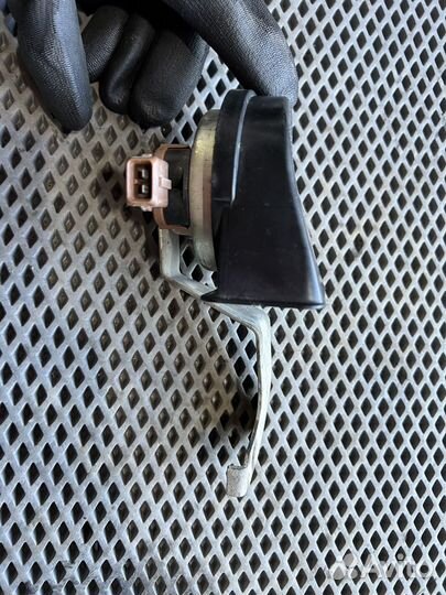 Сигнал (клаксон) Ford Focus 2 рест. 2008 0055306