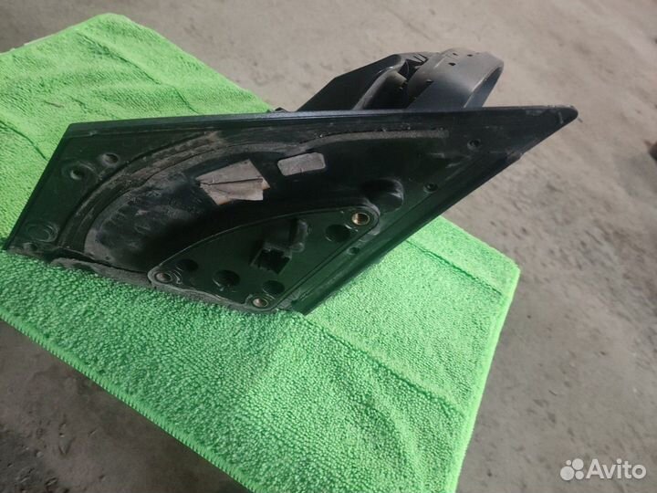 Hyundai solaris 1 правый зеркало оригинальный