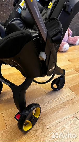 Коляска doona автолюлька