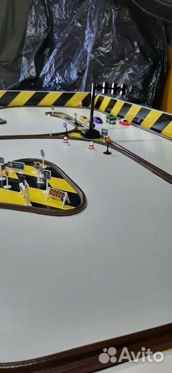 Гоночная трасса (трек) +2 машинки на Р/У