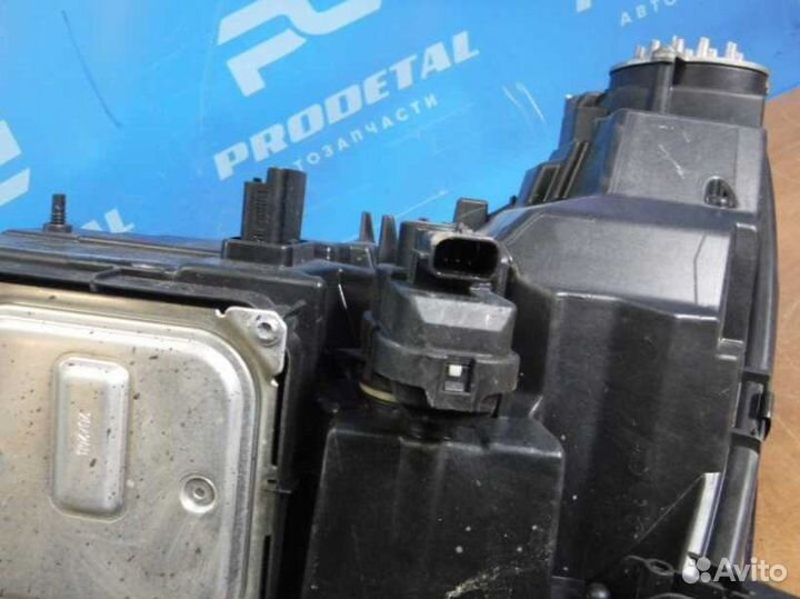 Фара правая Renault Arkana