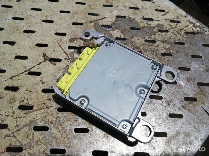 Блок SRS Airbag Toyota Rav 4 XA50