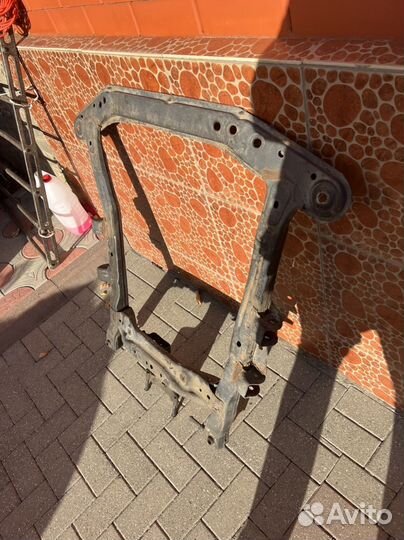 Балка для Largus