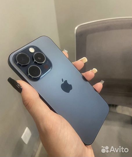 iPhone 15 Pro, 256 ГБ