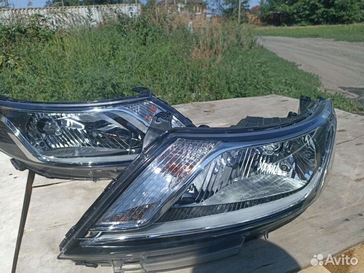 Фара правая фара левая Kia Rio 3 Рио