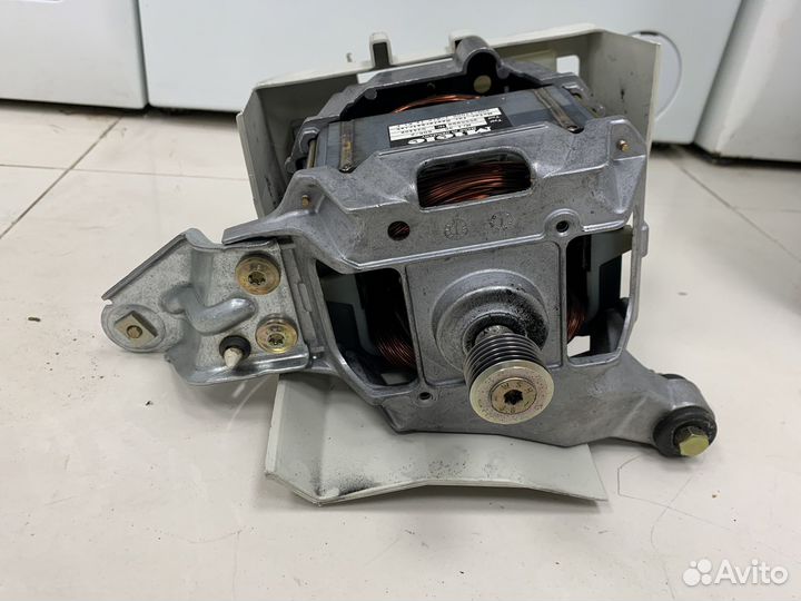 Двигатель стиральной машины Miele