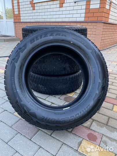 Bridgestone Blizzak DM-V2 225/65 R17 102S