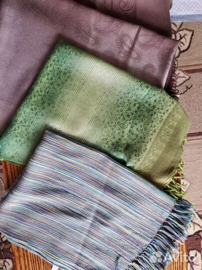 Женский шарф - палантин