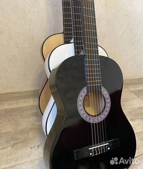 Гитара новая