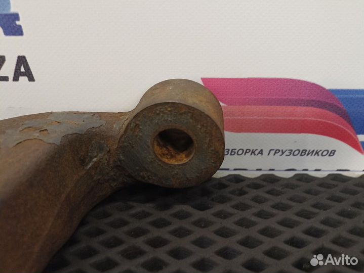 5010600043 Кронштейн амортизатора заднего правый