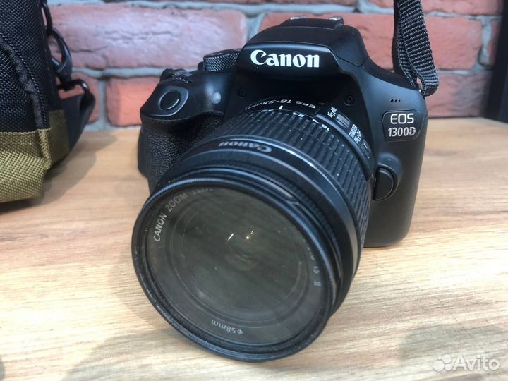 Зеркальный фотоаппарат canon 1300d + аксессуары