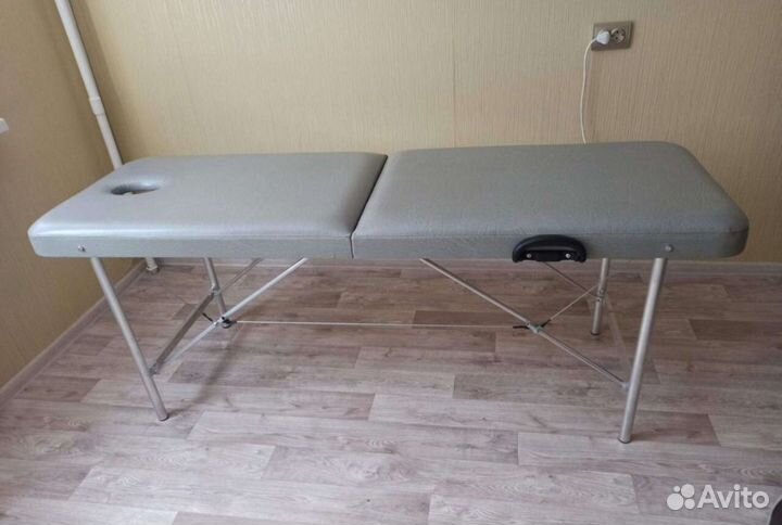 Массажный стол складной с вырезом