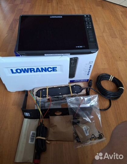 Эхолот Lowrance HDS 12 live