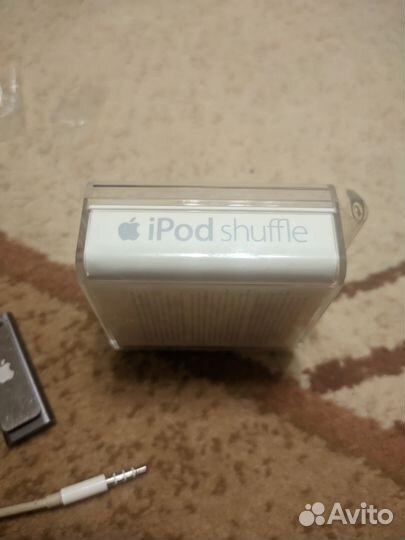 iPod Shuffle 3 4GB – Полный оригинальный комплект