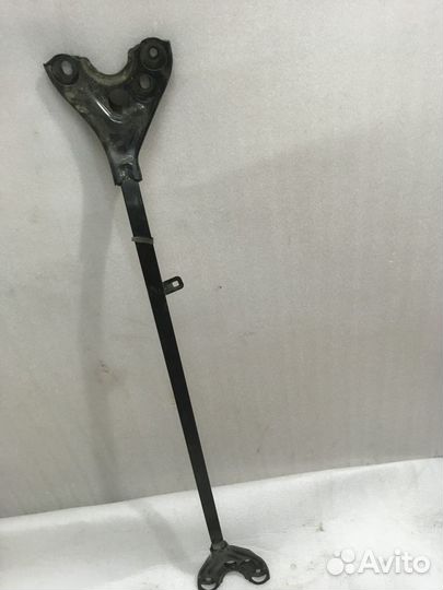 Растяжка передних стоек Honda Accord 8