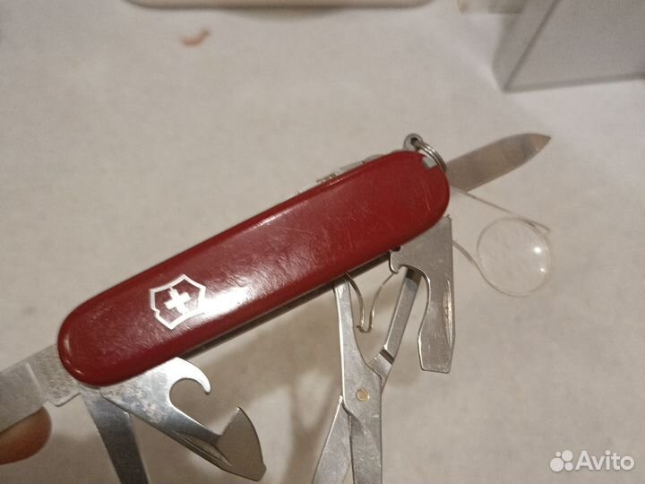 Нож victorinox explorer 1.6703