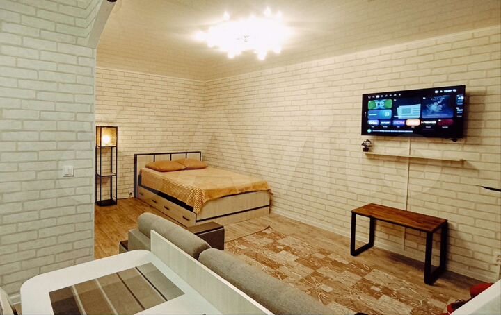 Квартира-студия, 33,5 м², 1/4 эт.