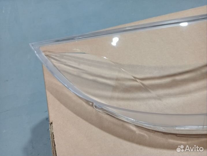 Стекло фар новые L/R Kia Rio 3 дорест