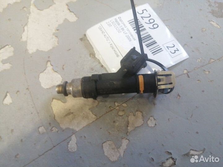 Форсунка топливная Mazda 3 BK LF 2006