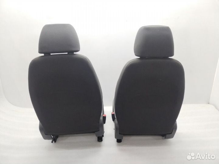 Сиденья комплект Skoda Rapid NK6 1.6 cwva 2021