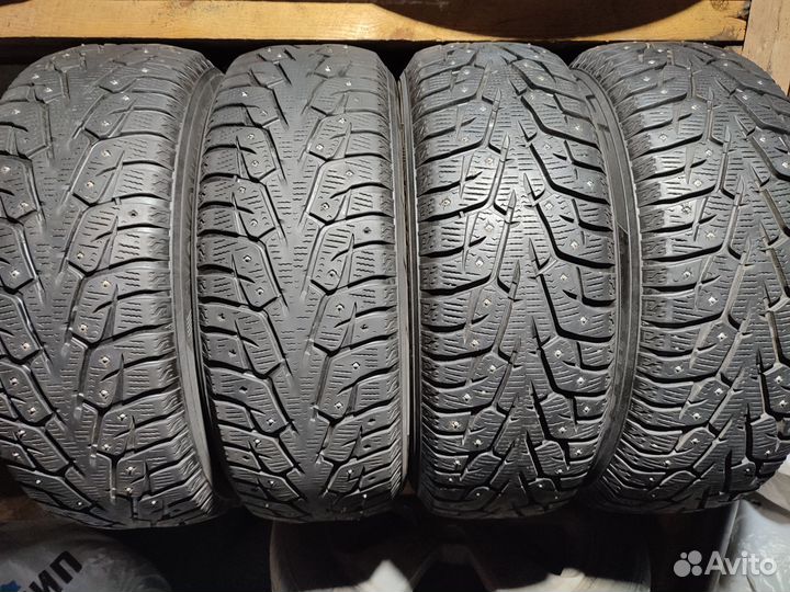 Yokohama Ice Guard Stud IG55 215/60 R16 99T