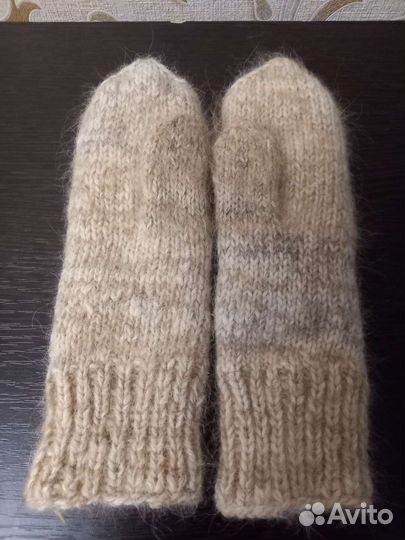 Варежки женские и шарф