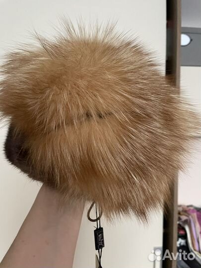 Шапка из натурального меха : лиса с норкой