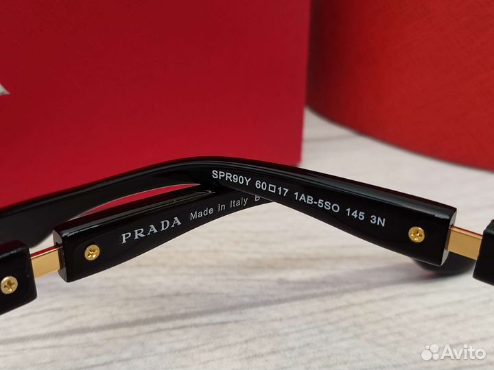 Очки авиаторы Prada