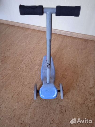 Самокат детский трехколесный