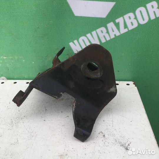 Кронштейн кпп Фольксваген Гольф 3 Венто