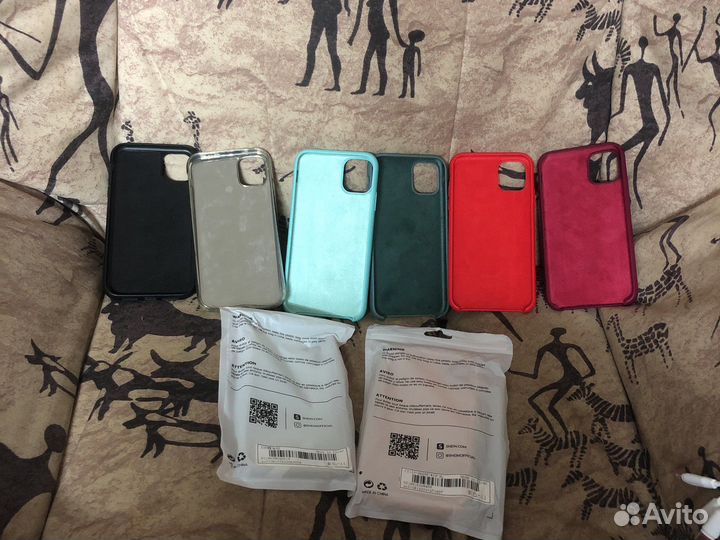 Чехол на iPhone 11