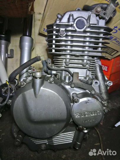 Контрактный двигатель Suzuki DR250 Djebel J418