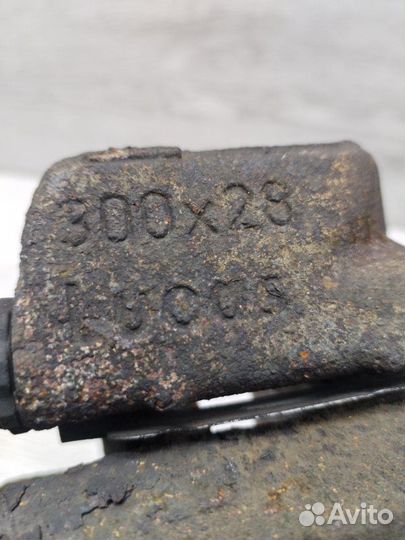 Суппорт передний Mercedes Clk W209 OM612 2005