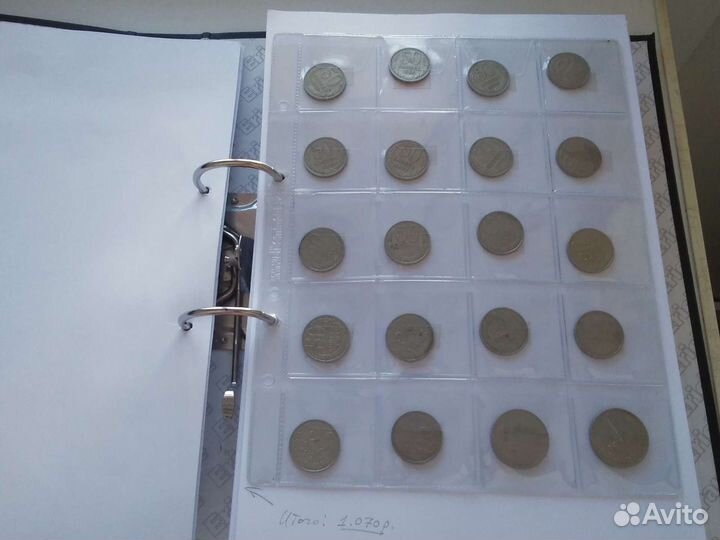 Коллекция монет и банкнот