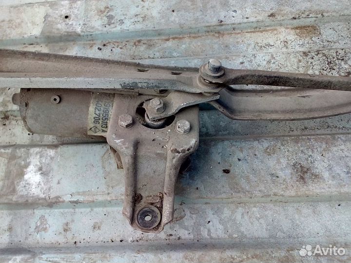 Трапеция стеклоочистителя Volkswagen Golf 2 83-92