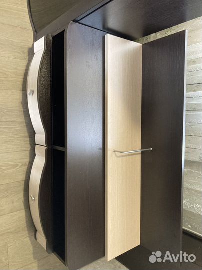 Стенка в гостиную бу