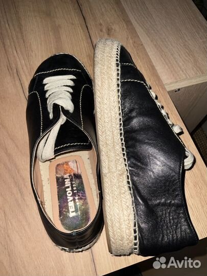 Ботинки замшевые женские