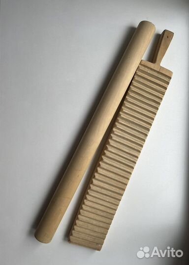 Рубель старинный и скалка