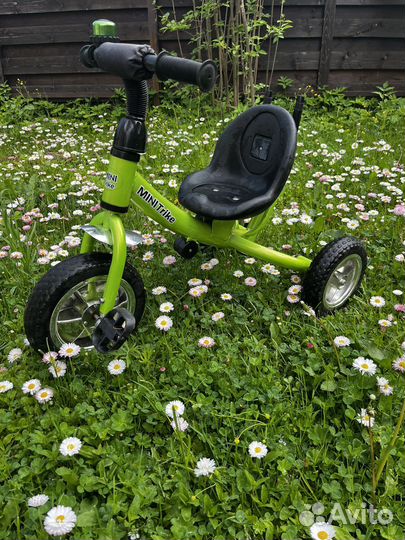 Детский трехколесный велосипед