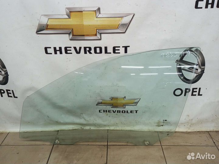 Стекло переднее левое Шевроле Авео Т250