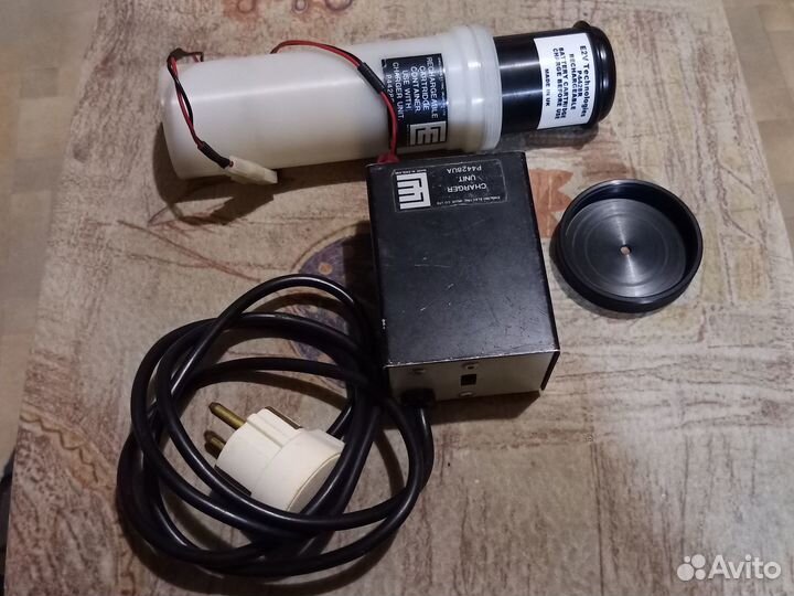 Зарядное устройство на 10 позиций