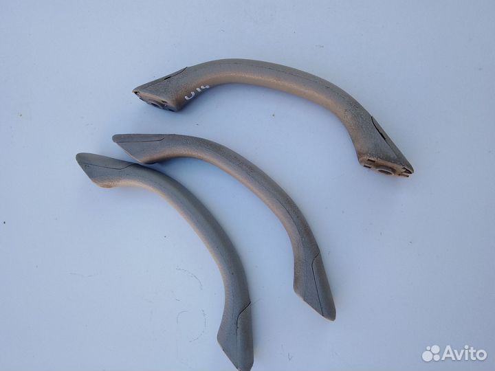 Ручка потолка Nissan Bluebird U14