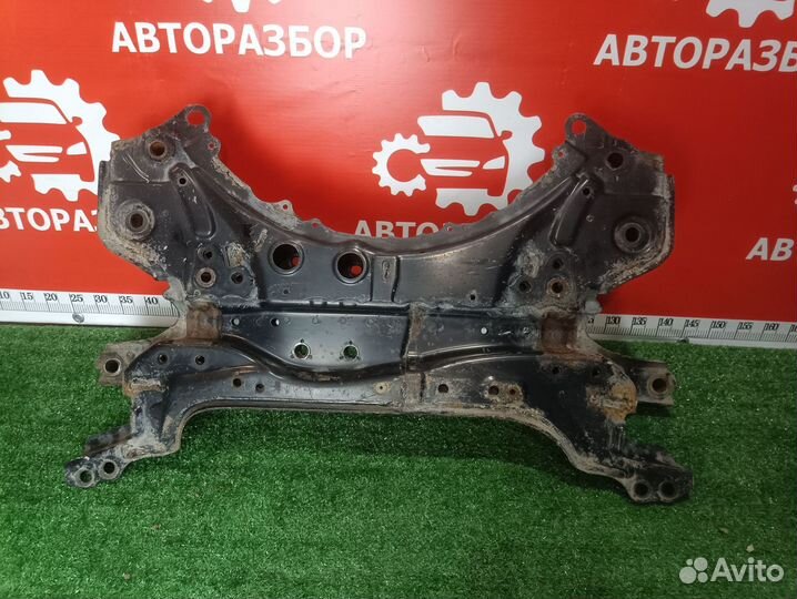 Подрамник передний Toyota RAV4 30