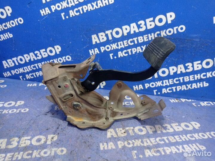 Педаль тормоза Nissan Teana J31 седан VQ23DE 2007