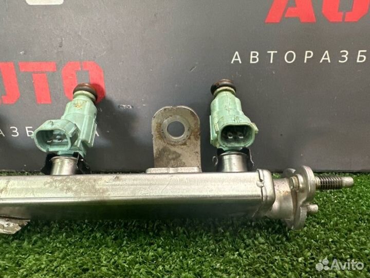 Топливная рейка с форсунками Kia Rio 3 QB 1.6 G4FC