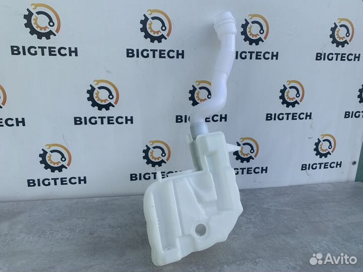 Бачок омывателя Mercedes Gls X166 A1668690520