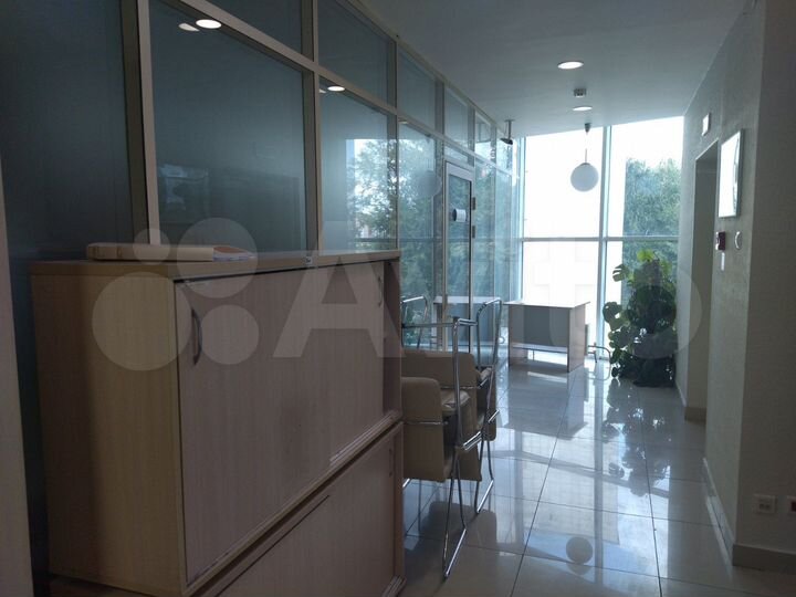 Сдам офисный этаж в центре Тюмени