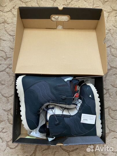 Сноубордические ботинки burton mint 8,5